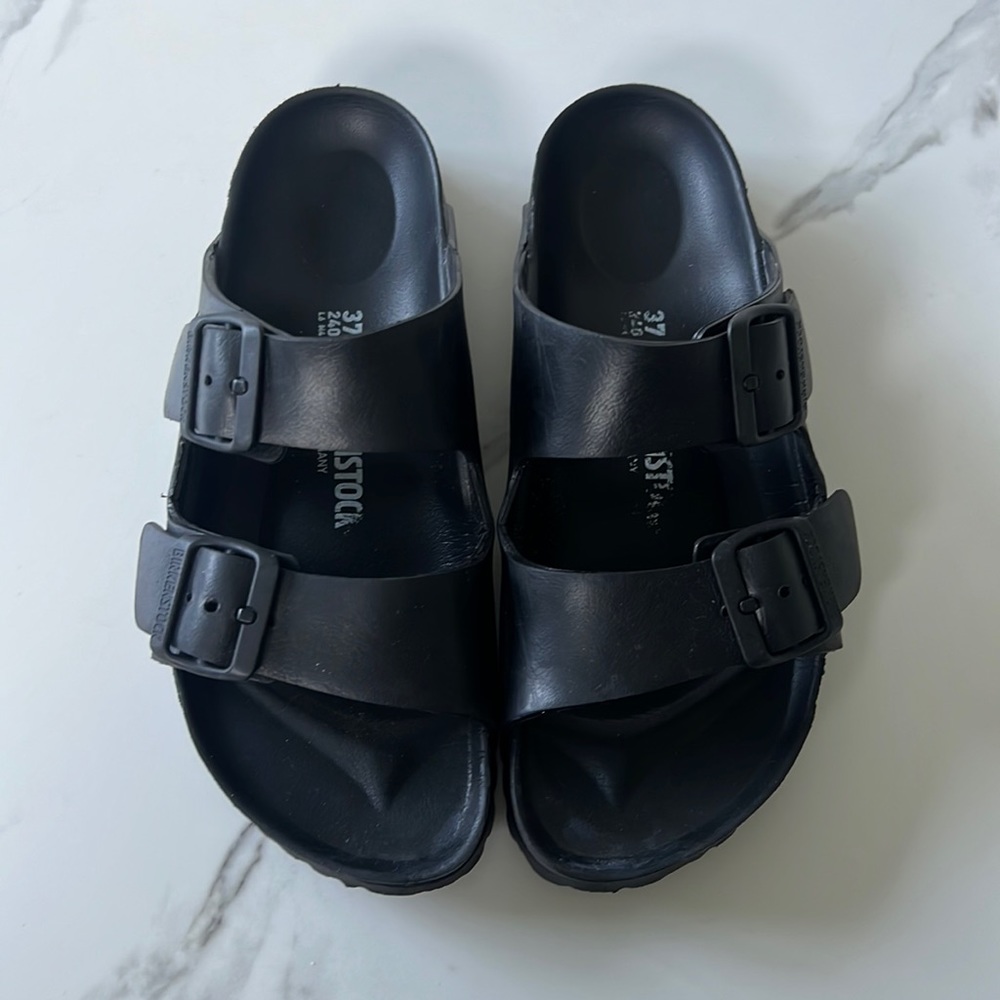 Black Birkenstock sandals size 37